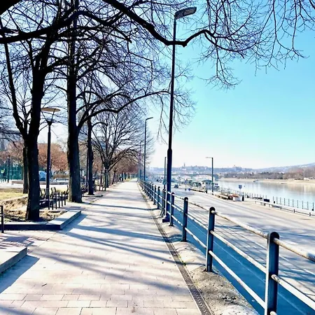 Tisza Retreat * 布达佩斯